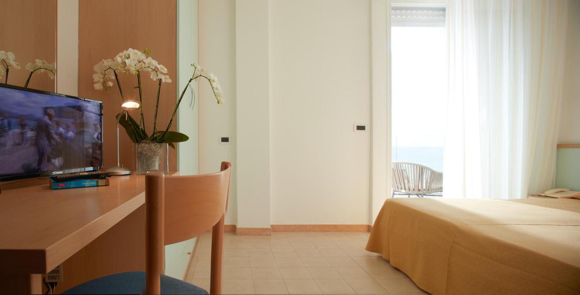 Hotel Pelikan Lignano Sabbiadoro Extérieur photo
