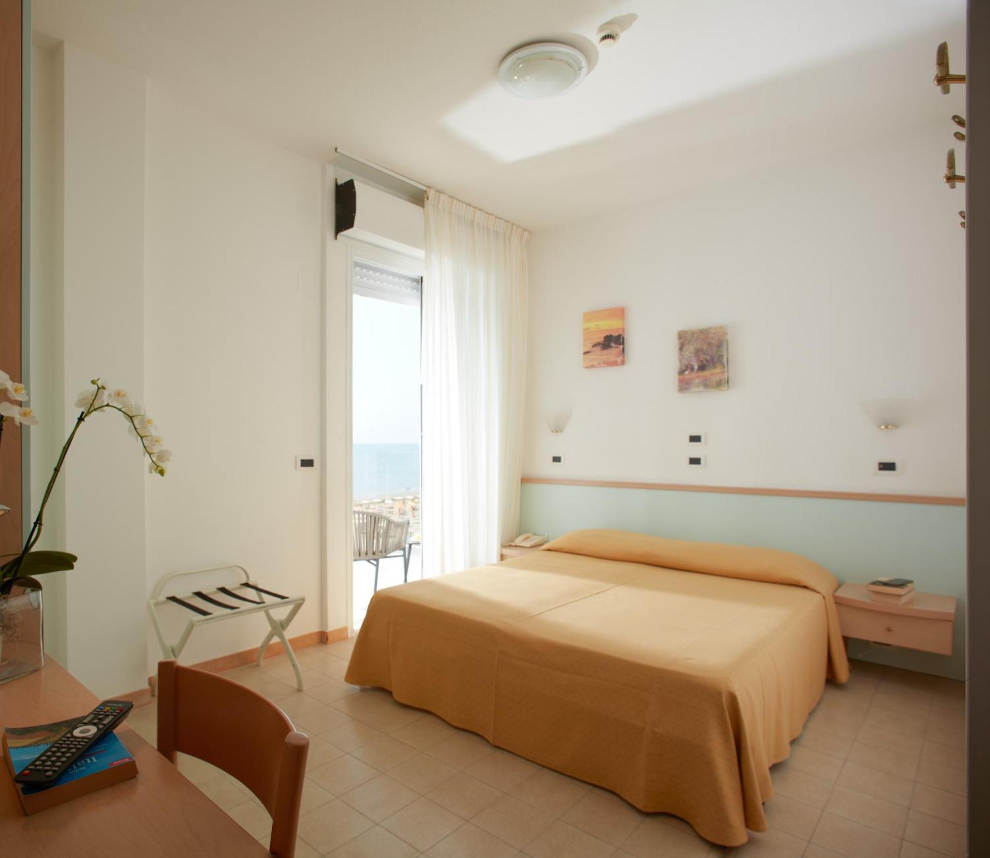 Hotel Pelikan Lignano Sabbiadoro Extérieur photo
