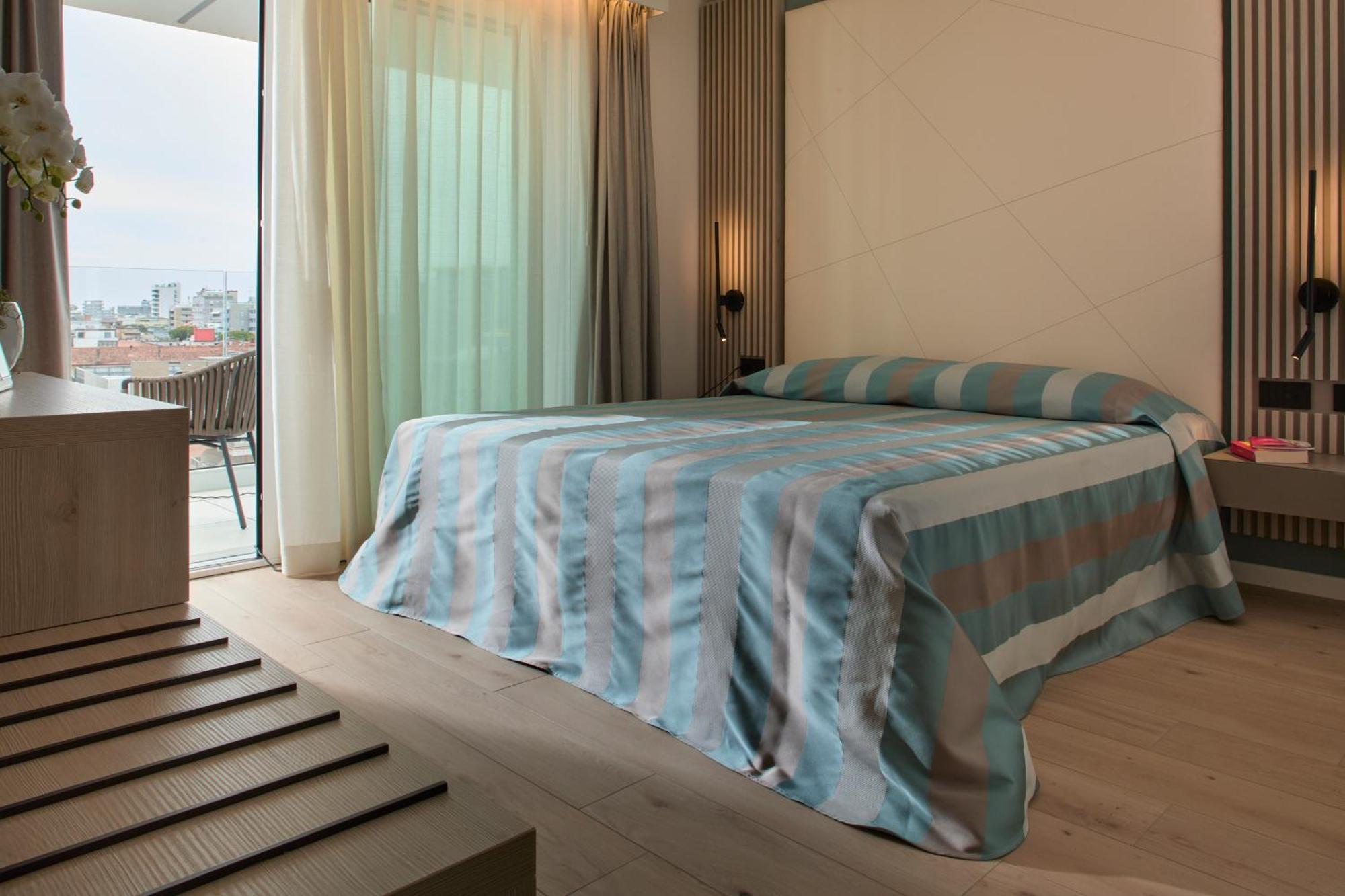 Hotel Pelikan Lignano Sabbiadoro Extérieur photo